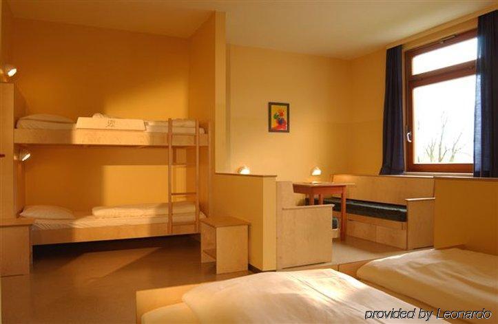 Jufa Hotel บาดเอาส์ซี ห้อง รูปภาพ